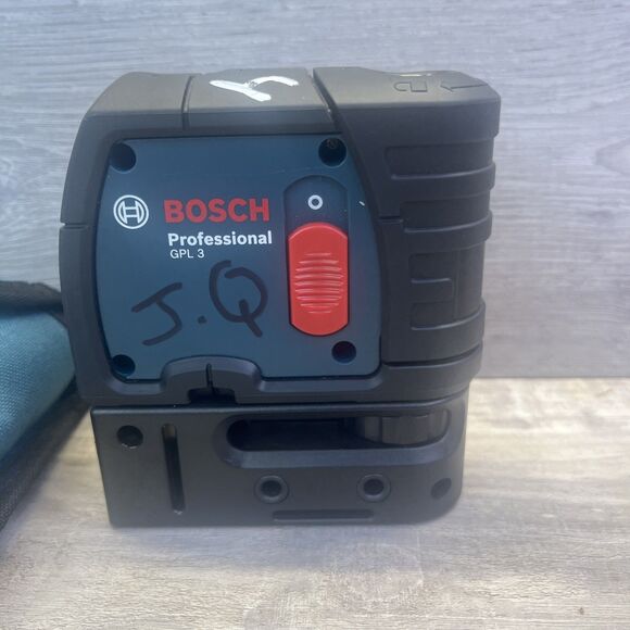 Bosch GPL3 Three Point Self Leveling Alignment Professional Point Laser Case - Picture 1 of 9